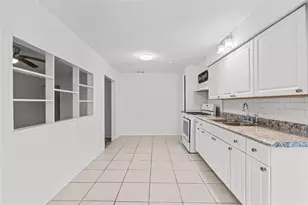 99 Brownwood Dr, Baytown, TX 77520 - Photo 6