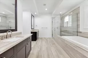 5622 Cohn Meadow Ln, Houston, TX 77007 - Photo 14