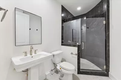 5622 Cohn Meadow Lane, Houston, TX 77007 - Photo 22