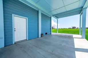 4019 Mitote Dr, Galveston, TX 77554 - Photo 8