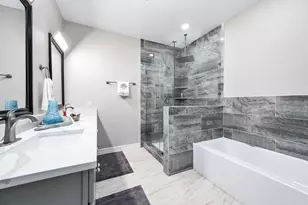 4019 Mitote Dr, Galveston, TX 77554 - Photo 36