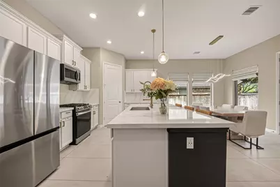 171 Hearthshire Circle, The Woodlands, TX 77354 - Photo 12