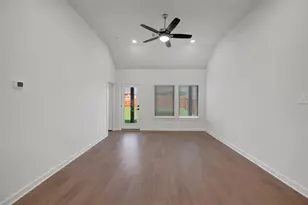 10341 Navarro Path, Montgomery, TX 77316 - Photo 4