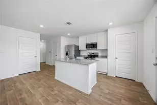 4806 Peanut Butter and Jelly Dr, Houston, TX 77048 - Photo 6