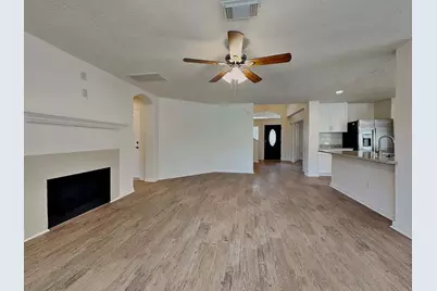 28631 Hidden Lake W, Magnolia, TX 77354 - Photo 4