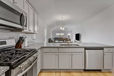 13724 Sabine Lake Drive, La Marque, TX 77568 - Photo 18