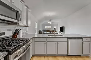 13724 Sabine Lk Dr, La Marque, TX 77568 - Photo 18