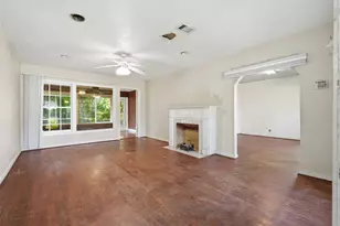 4750 Marietta Ln, Houston, TX 77021 - Photo 6
