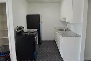 1213 Trimm Ave, Pasadena, TX 77502 - Photo 1