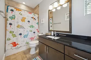 104 Arnold St, Houston, TX 77007 - Photo 22