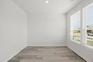 17231 White Peace Dr, Waller, TX 77484 - Photo 4