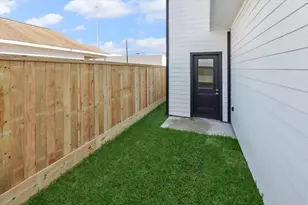 5617 Leonard St, Houston, TX 77023 - Photo 18