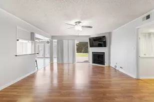 2025 Tupper Lake Ln, Bay City, TX 77414 - Photo 12