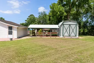2025 Tupper Lake Ln, Bay City, TX 77414 - Photo 44
