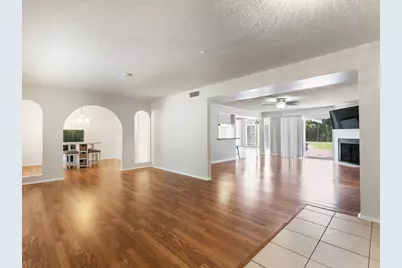 2025 Tupper Lake Lane, Bay City, TX 77414 - Photo 4