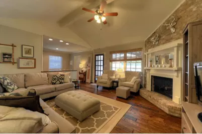 14026 Saint Marys Lane, Houston, TX 77079 - Photo 4