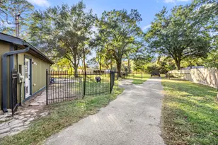 17002 Bobcat Trail, Cypress, TX 77429 - Photo 36