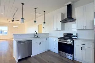 3510 Ave S 1/2, Galveston, TX 77550 - Photo 8