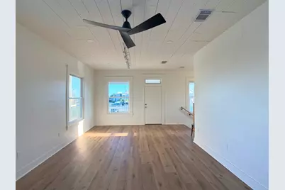 3510 Avenue S 1/2 #A, Galveston, TX 77550 - Photo 10