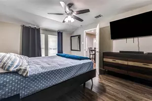 5031 Caplin St, Houston, TX 77026 - Photo 10