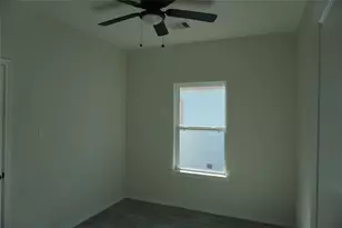 10090 Calendar St, Willis, TX 77318 - Photo 6