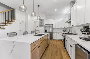 4008 Chapman St, Houston, TX 77009 - Photo 2