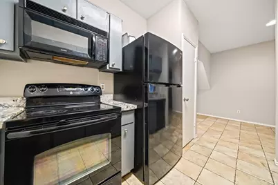 2023 Gentryside Drive #204, Houston, TX 77077 - Photo 22