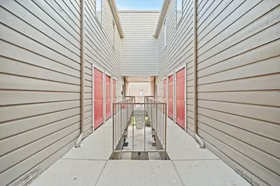 2023 Gentryside Drive #204, Houston, TX 77077 - Photo 8