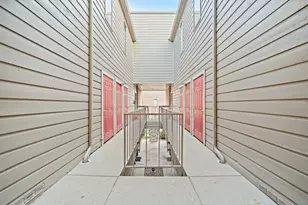 2023 Gentryside Dr, Houston, TX 77077 - Photo 8