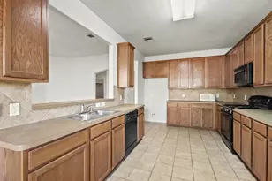 15114 Cave Creek Dr, Humble, TX 77346 - Photo 8