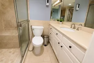 6492 Bayou Glen Rd, Houston, TX 77057 - Photo 10