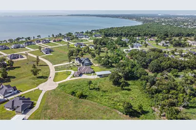 5610 Arrowhead Point Drive, Baytown, TX 77523 - Photo 14