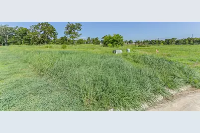 5610 Arrowhead Point Drive, Baytown, TX 77523 - Photo 6