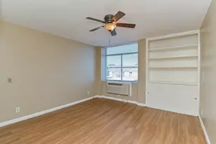 7520 Hornwood Dr, Houston, TX 77036 - Photo 12