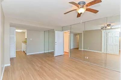 7520 Hornwood Drive #201W, Houston, TX 77036 - Photo 10