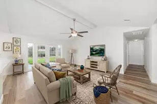 5922 Hummingbird St, Houston, TX 77096 - Photo 6