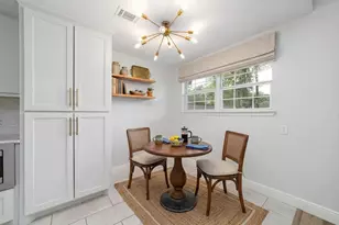 5922 Hummingbird St, Houston, TX 77096 - Photo 14