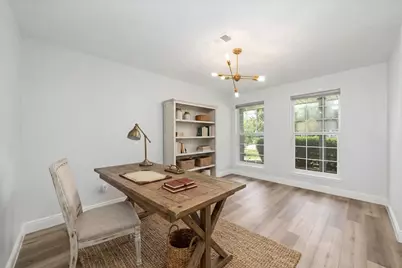 5922 Hummingbird Street, Houston, TX 77096 - Photo 4