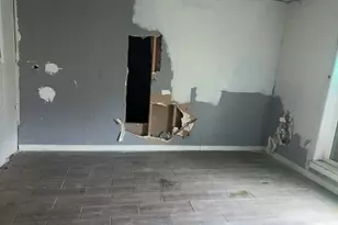 2506 Loch Lomond St, Highlands, TX 77562 - Photo 4