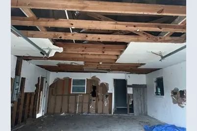 2506 Loch Lomond Street, Highlands, TX 77562 - Photo 8