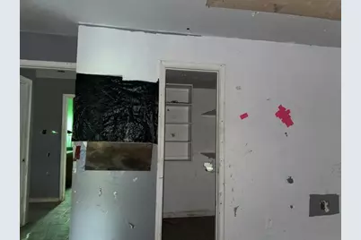 2506 Loch Lomond Street, Highlands, TX 77562 - Photo 14