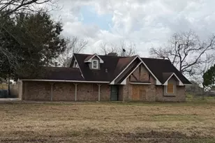 2506 Loch Lomond St, Highlands, TX 77562 - Photo 1