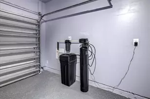 519 Louis Ln, Baytown, TX 77523 - Photo 38