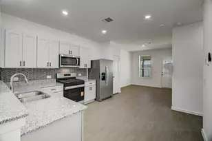 519 Louis Ln, Baytown, TX 77523 - Photo 12