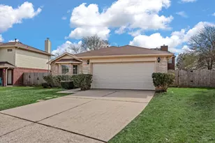 13623 Country Pine Ct, Tomball, TX 77375 - Photo 2