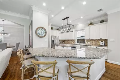 7923 N Wellington Court, Houston, TX 77055 - Photo 8