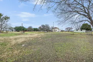 1172 Co Rd 268, Snook, TX 77879 - Photo 8