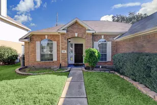 17407 Winfield Square, Richmond, TX 77407 - Photo 2