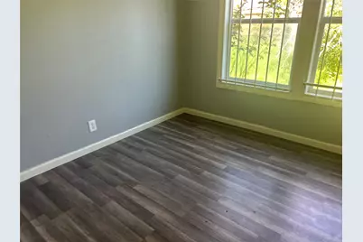 9317 Cathedral Drive, Houston, TX 77051 - Photo 6