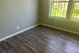 9317 Cathedral Dr, Houston, TX 77051 - Photo 6
